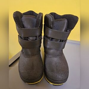 BOLT Boots